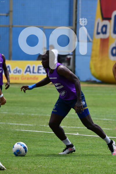 FBL-LIGAPRO-DELFIN-CUMBAYA