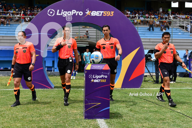 FBL-LIGAPRO-DELFIN-CUMBAYA