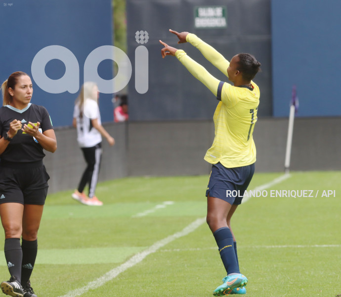 FBL FEF ECUADOR PERU FIFA AMISTOSO