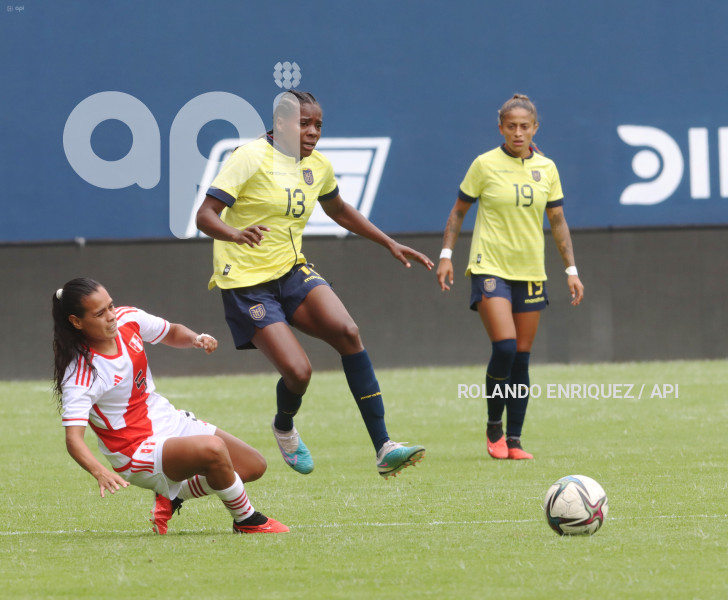 FBL FEF ECUADOR PERU FIFA AMISTOSO