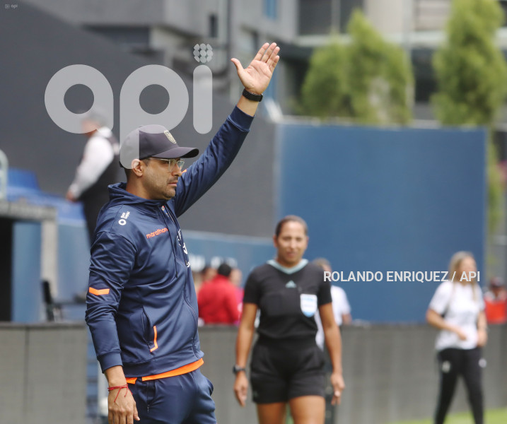 FBL FEF ECUADOR PERU FIFA AMISTOSO