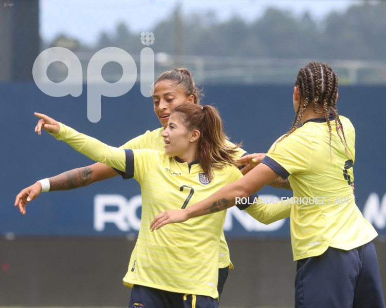 FBL FEF ECUADOR PERU FIFA AMISTOSO