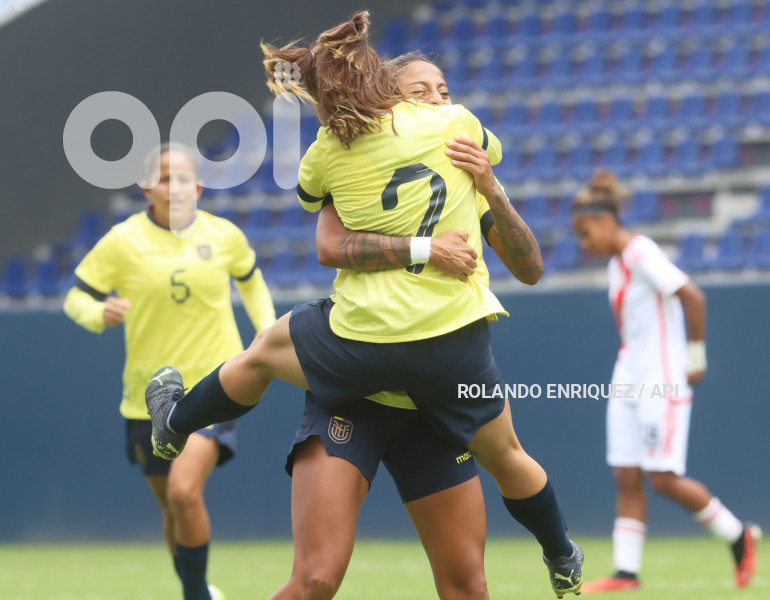 FBL FEF ECUADOR PERU FIFA AMISTOSO