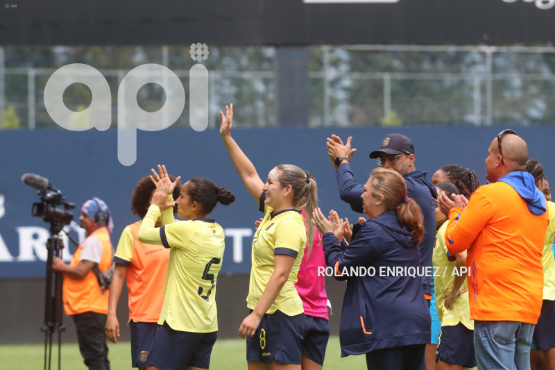 FBL FEF ECUADOR PERU FIFA AMISTOSO