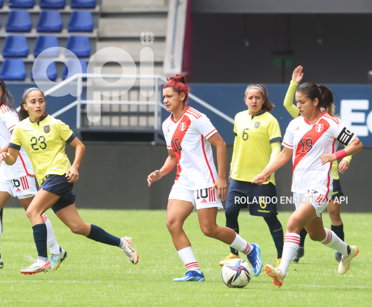 FBL FEF ECUADOR PERU FIFA AMISTOSO