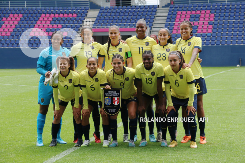 FBL FEF ECUADOR PERU FIFA AMISTOSO