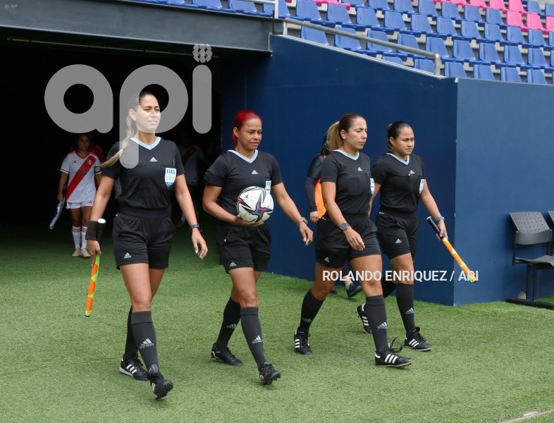 FBL FEF ECUADOR PERU FIFA AMISTOSO