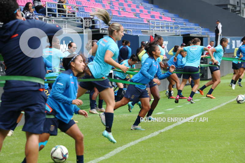 FBL FEF ECUADOR PERU FIFA AMISTOSO