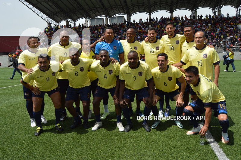 CUENCA-PARTIDO AMISTOSO-GLORIAS FUTBOL ECUATORIANO