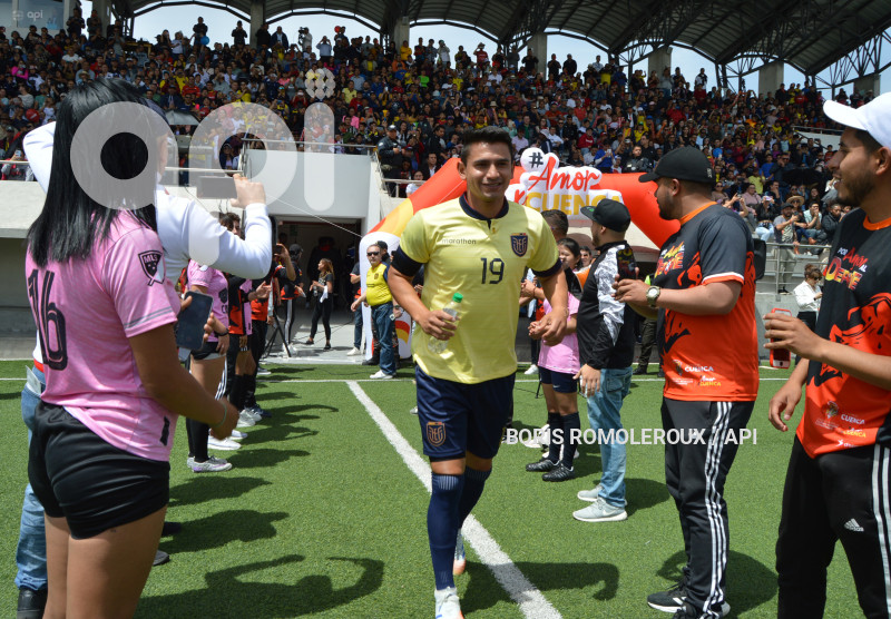 CUENCA-PARTIDO AMISTOSO-GLORIAS FUTBOL ECUATORIANO