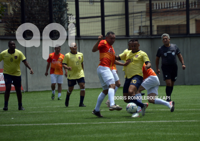 CUENCA-PARTIDO AMISTOSO-GLORIAS FUTBOL ECUATORIANO