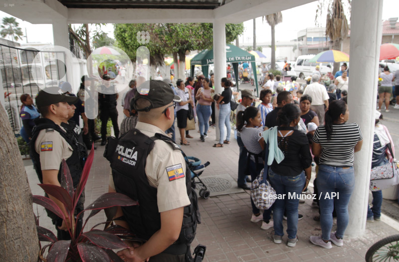 GYE-DIA DE DIFUNTOS
