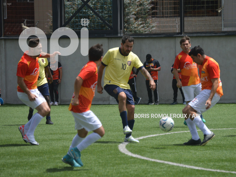CUENCA-PARTIDO AMISTOSO-GLORIAS FUTBOL ECUATORIANO