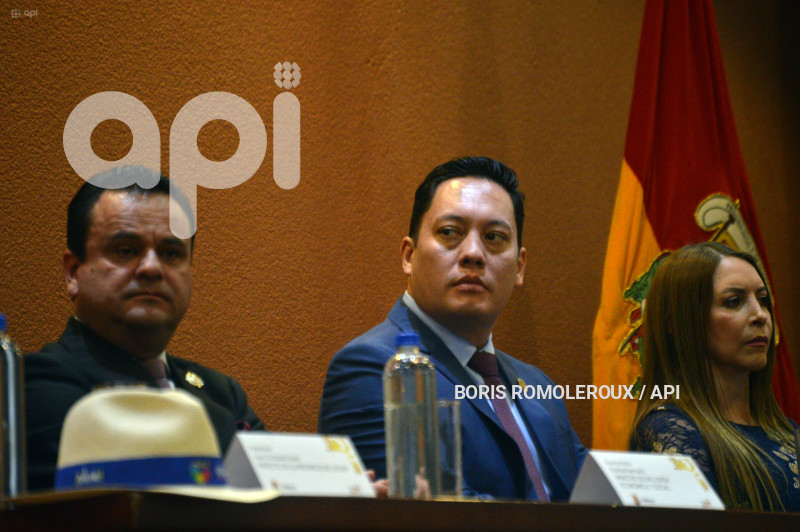 CUENCA-SESION SOLEMNE-INDEPENDENCIA