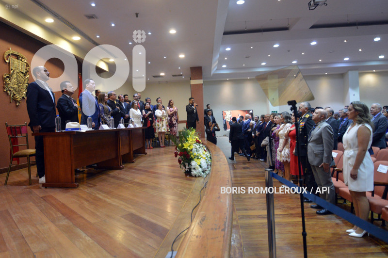 CUENCA-SESION SOLEMNE-INDEPENDENCIA