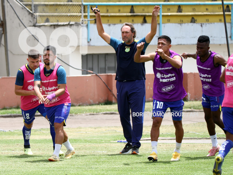 FBL-LIGAPRO-GUALACEO-DELFIN