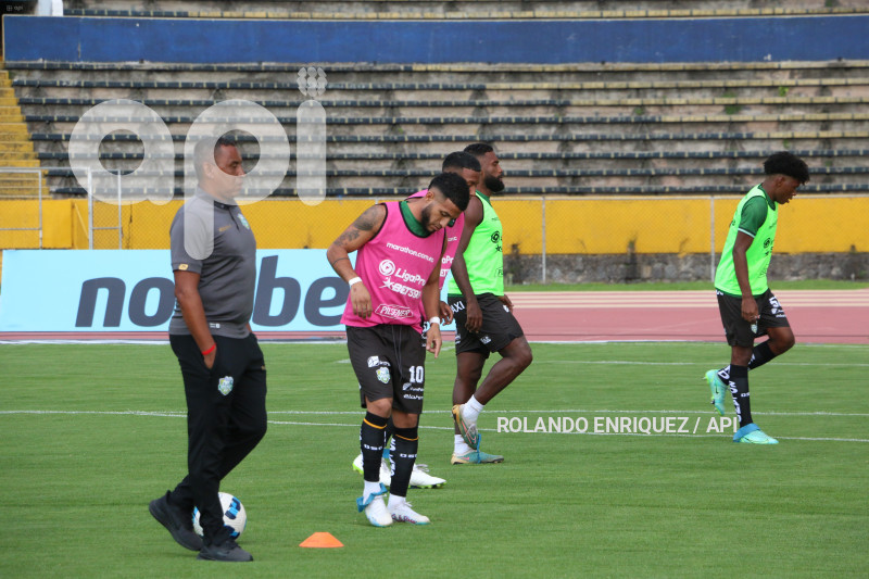 FBL-LIGAPRO-CUMBAYA-ORENSE