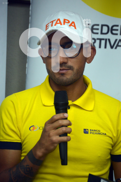 CUENCA-RECONOCIMIENTO MEDALLISTA DANIEL PINTADO