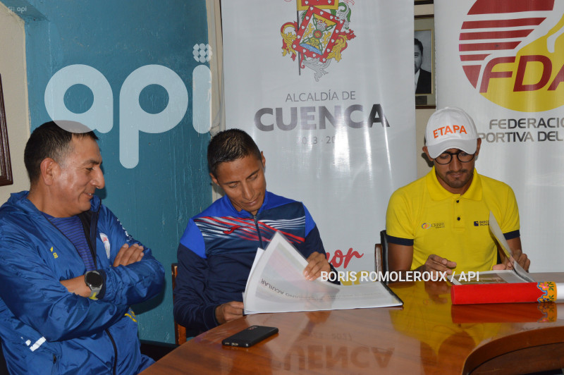 CUENCA-RECONOCIMIENTO MEDALLISTA DANIEL PINTADO