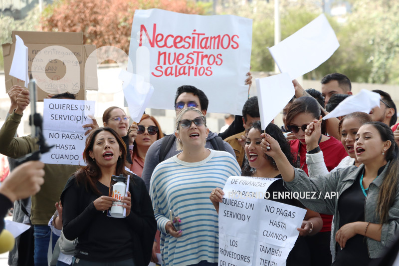 PLANTON PROVEEDORES IMPAGOS MINISTERIO FINANZAS