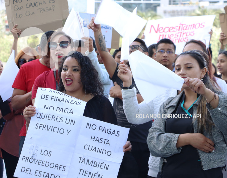 PLANTON PROVEEDORES IMPAGOS MINISTERIO FINANZAS