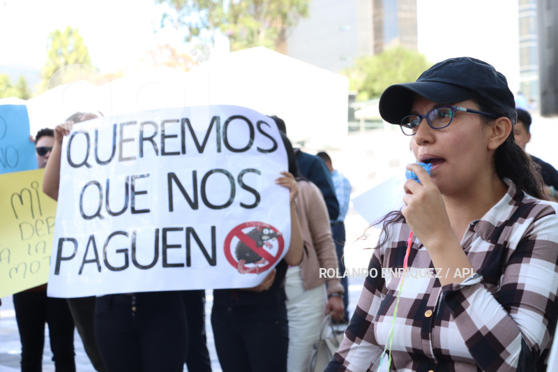 PLANTON PROVEEDORES IMPAGOS MINISTERIO FINANZAS