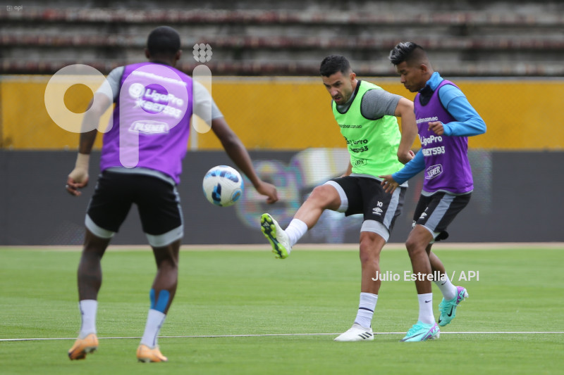 FBL LIGAPRO CATOLICA CUMBAYA