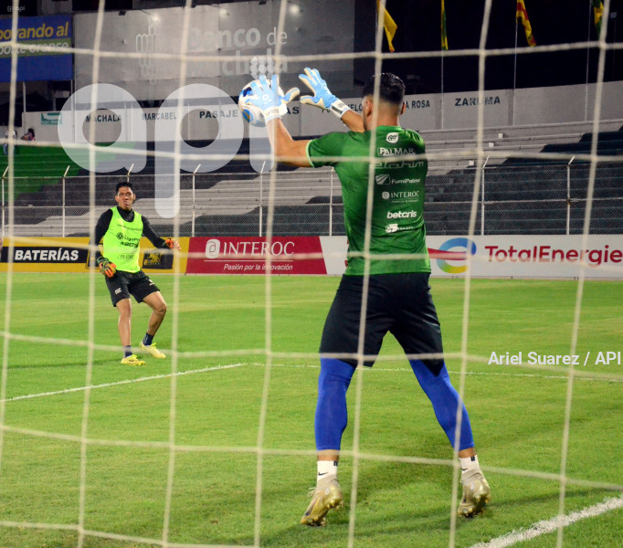 FBL-LIGAPRO-ORENSE-MUSHUCRUNA