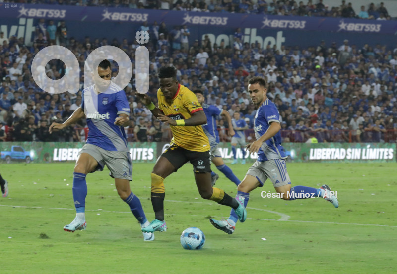 FBL-LIGAPRO-EMELEC-BARCELONA