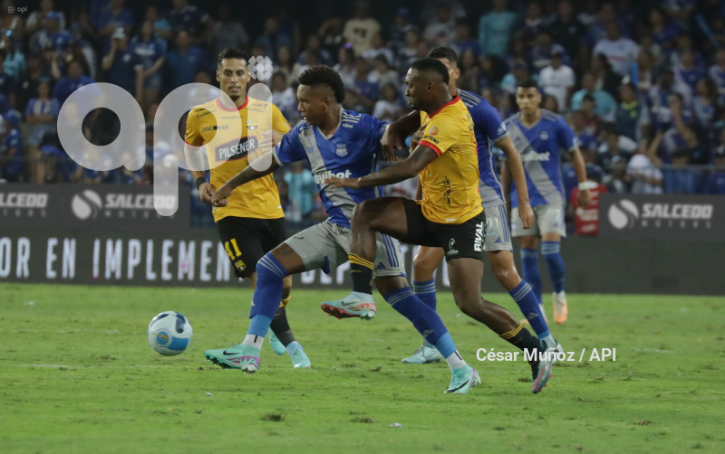 FBL-LIGAPRO-EMELEC-BARCELONA