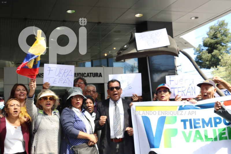 GUADERAS RECIBE DENUNCIA CONTRA WILMAN TERAN