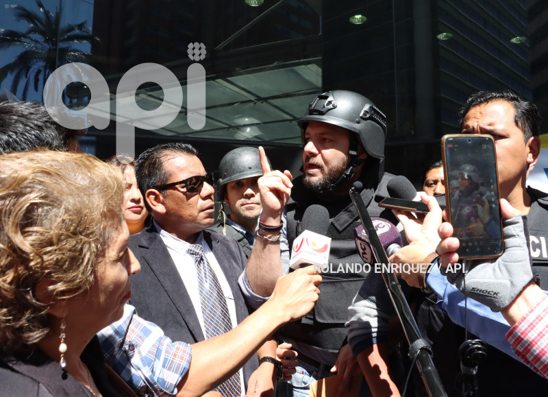 GUADERAS RECIBE DENUNCIA CONTRA WILMAN TERAN