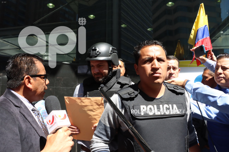 GUADERAS RECIBE DENUNCIA CONTRA WILMAN TERAN