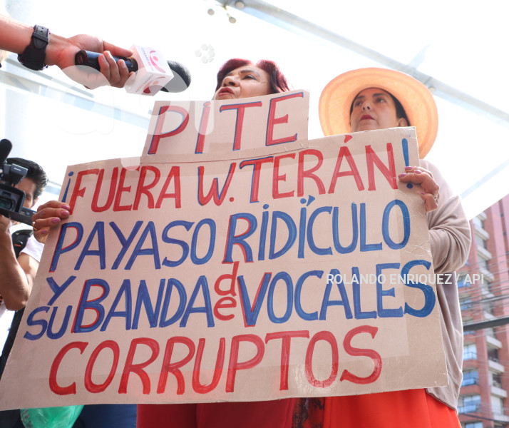 GUADERAS RECIBE DENUNCIA CONTRA WILMAN TERAN