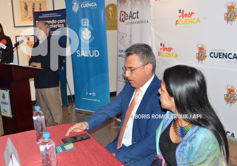 CUENCA-SEMANA MUNDIAL-RECISTENCIA ANTIMICROBIANA