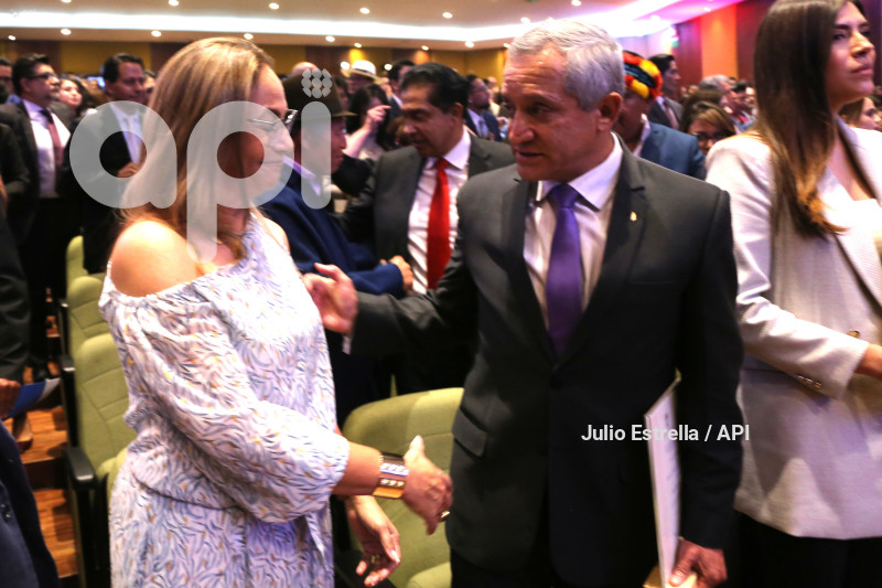 POL ENTREGA CREDENCIALES ASAMBLEA