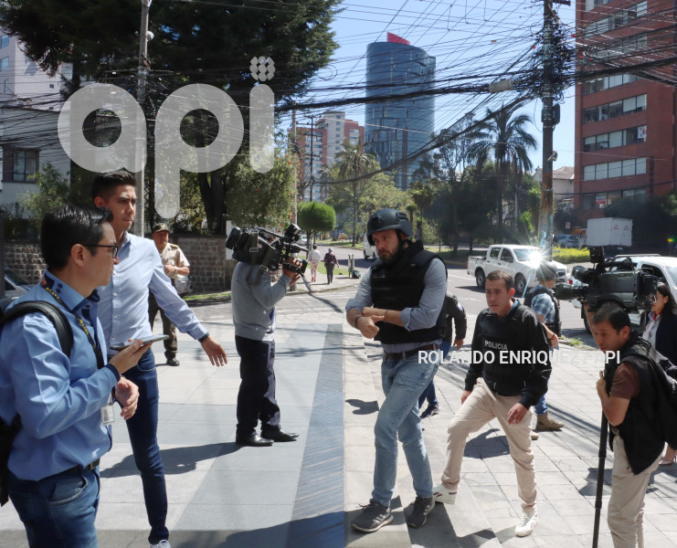 GUADERAS RECIBE DENUNCIA CONTRA WILMAN TERAN