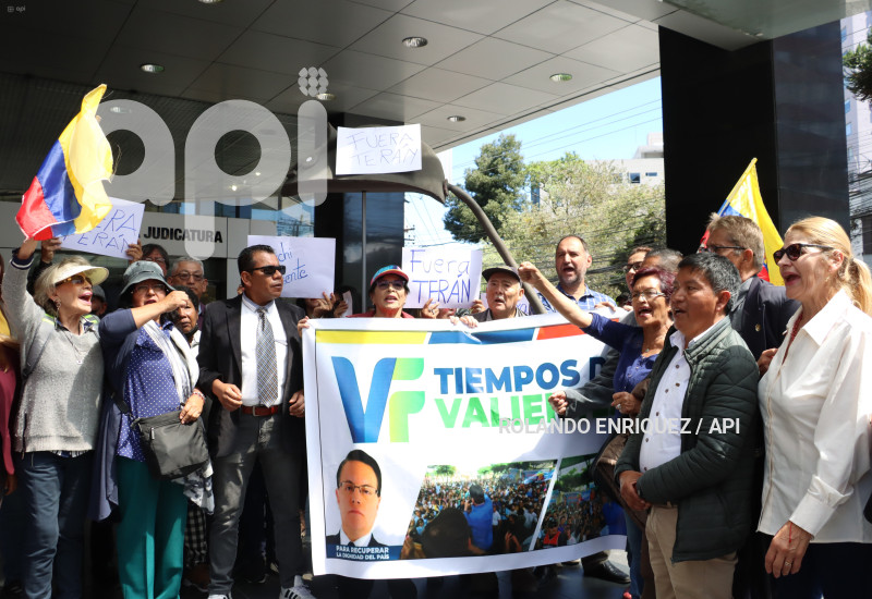 GUADERAS RECIBE DENUNCIA CONTRA WILMAN TERAN