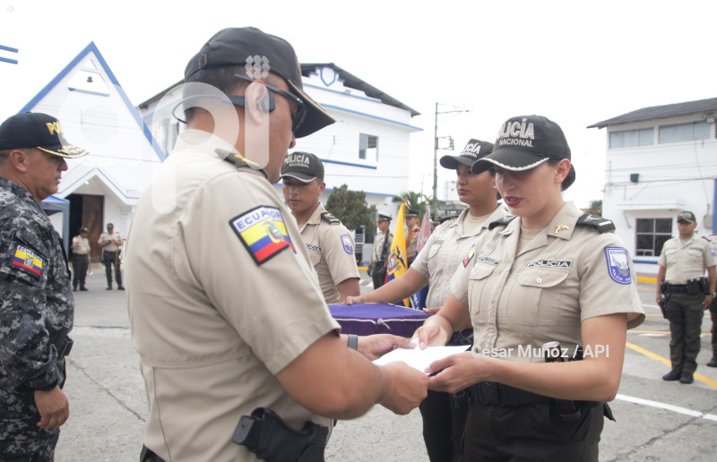 GYE-RECONOCIMIENTO POLICIAS