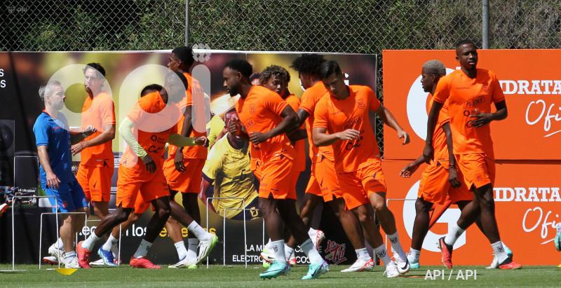 ENTRENAMIENTO SELECCION ECUADOR