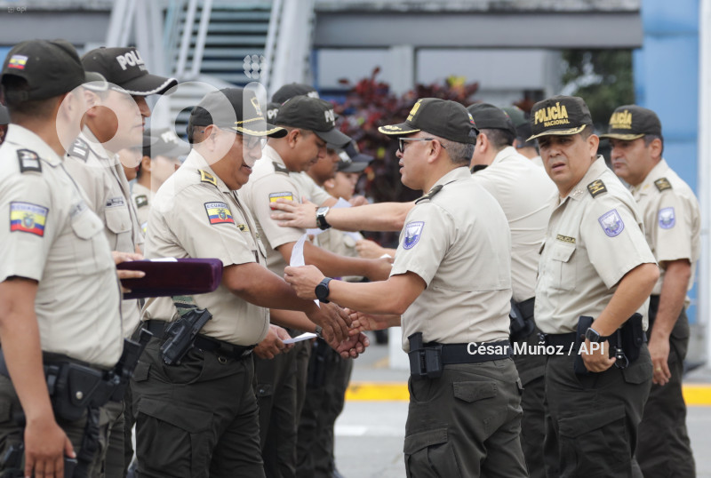 GYE-RECONOCIMIENTO POLICIAS