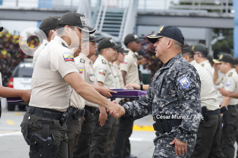 GYE-RECONOCIMIENTO POLICIAS