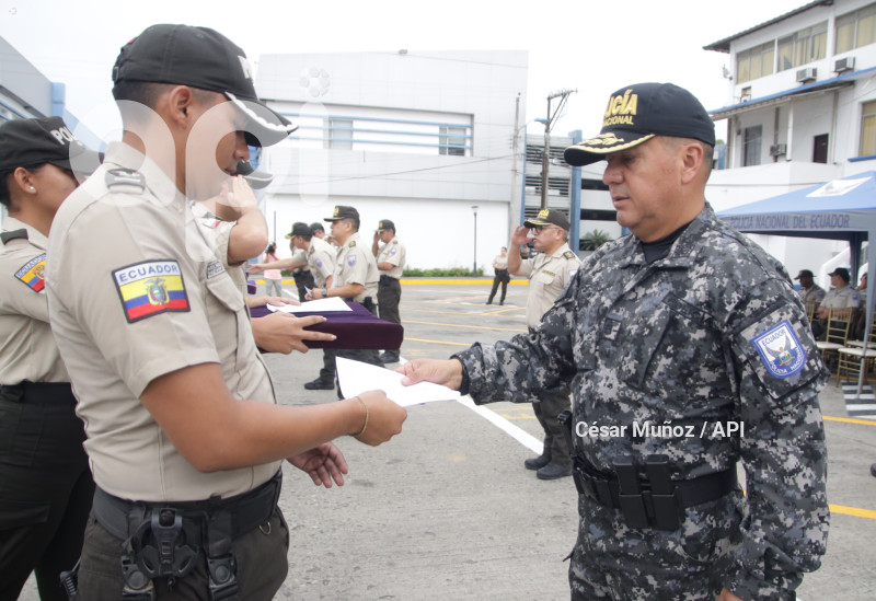 GYE-RECONOCIMIENTO POLICIAS