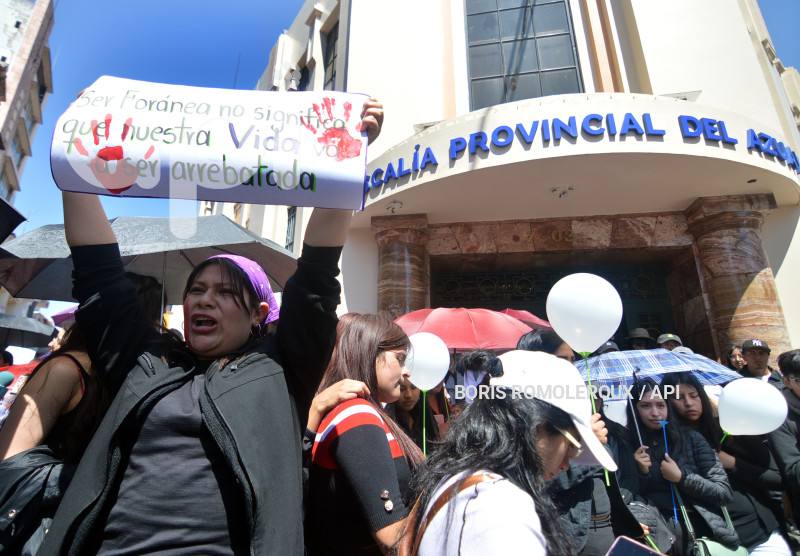 CUENCA-CAPILLA ARDIENTE-MARCHA-CASO ABIGAIL