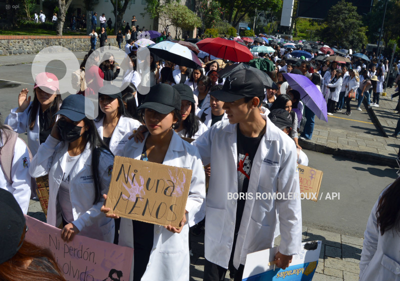 CUENCA-CAPILLA ARDIENTE-MARCHA-CASO ABIGAIL