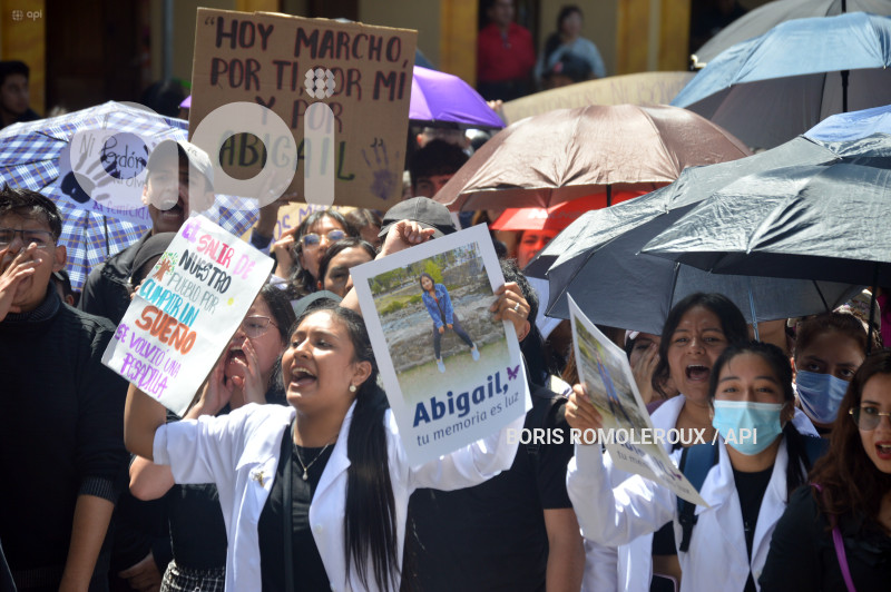 CUENCA-CAPILLA ARDIENTE-MARCHA-CASO ABIGAIL