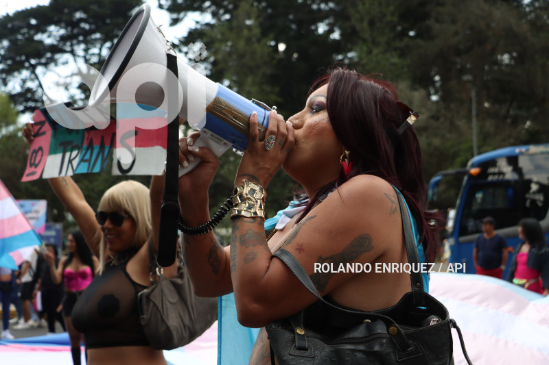 MARCHA POR LOS DERECHOS TRANSGENERO
