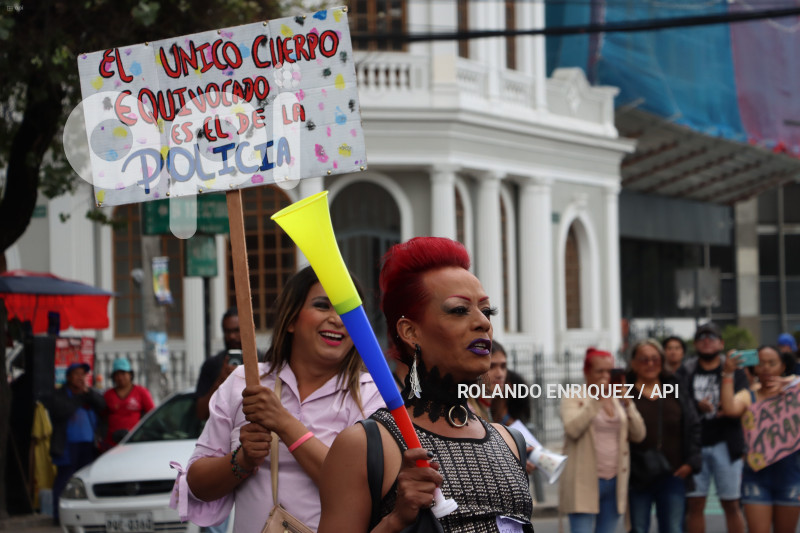 MARCHA POR LOS DERECHOS TRANSGENERO