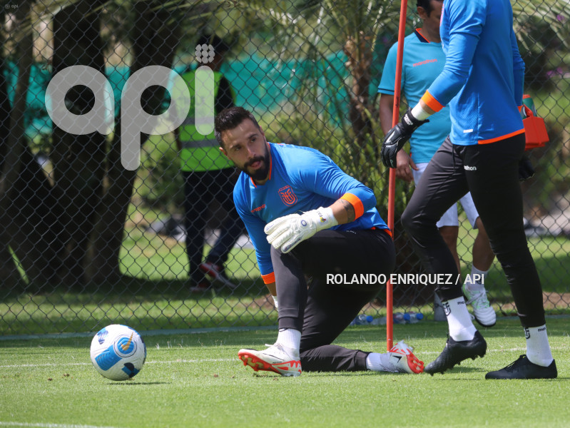 ENTRENAMIENTO SELECCIÓN ECUADOR