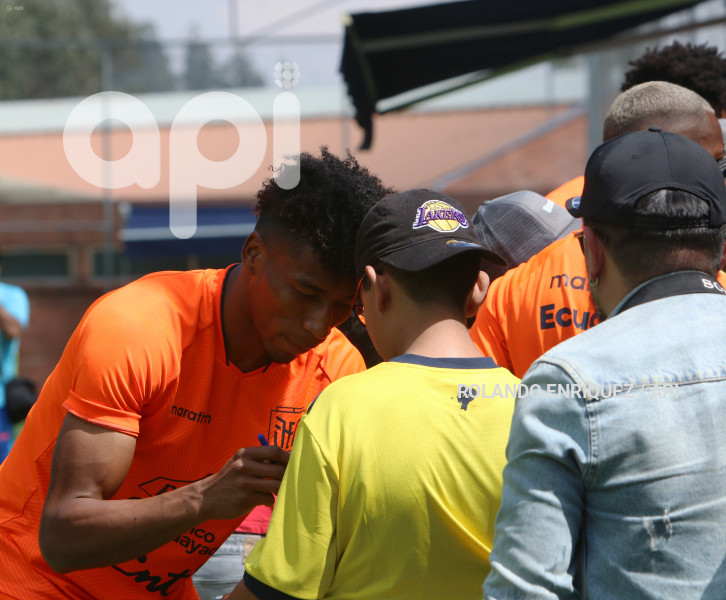 ENTRENAMIENTO SELECCIÓN ECUADOR